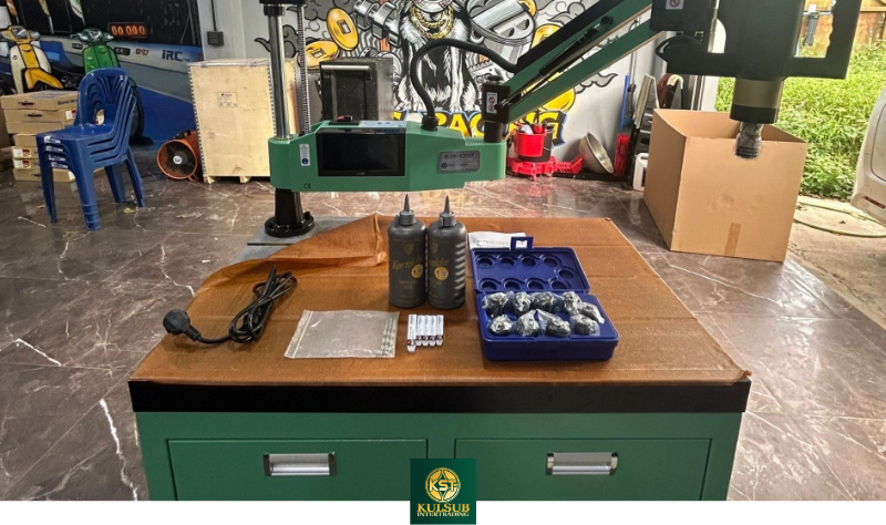 เครื่องต๊าปเกลียวไฟฟ้า