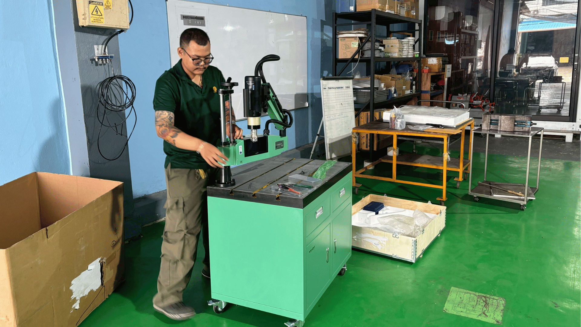 เครื่องต๊าปไฟฟ้า